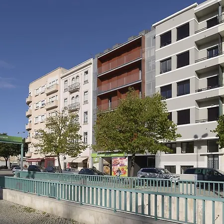 Center Gardens Apartments Lisbon