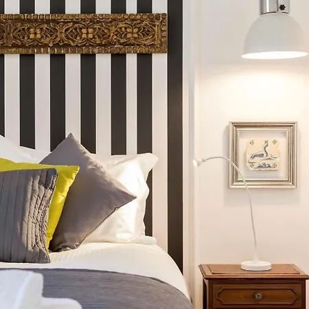 Center Gardens Apartments * Lisbon