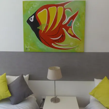 Center Gardens Apartment